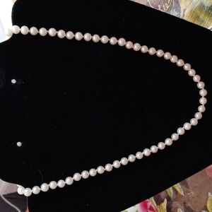 18 inch knotted Pearl necklace with locking clasp